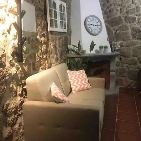 Stairway To Castle- Holiday home *