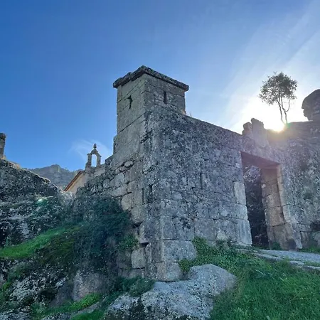 Hébergement de vacances Stairway To Castle- *