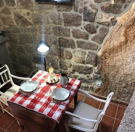 Stairway To Castle- Casa de Férias Monsanto